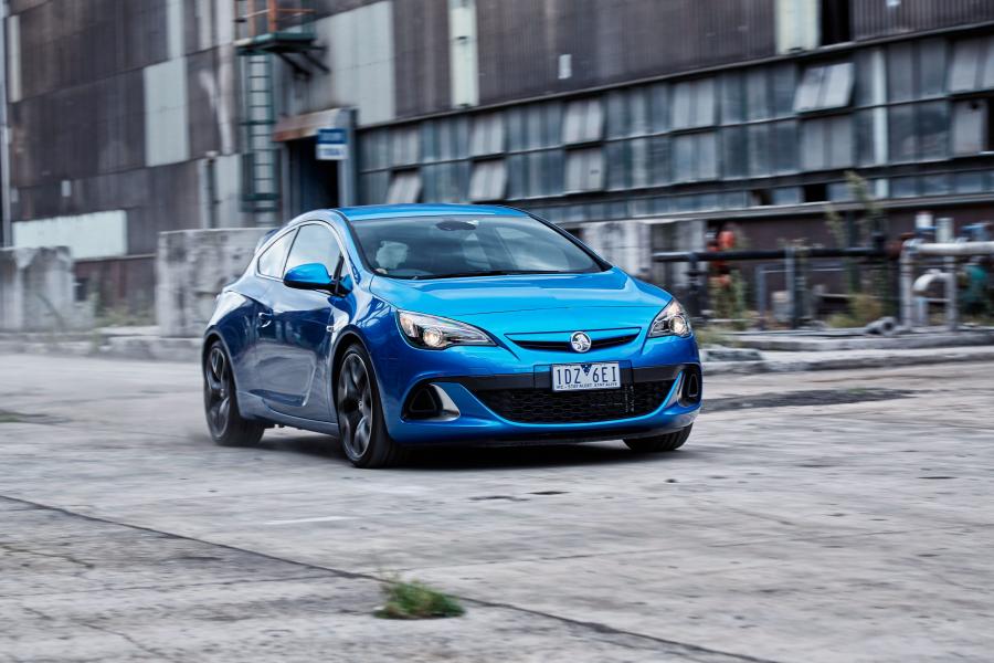  Holden Astra VXR 2015 года  (фото 11 из 15)